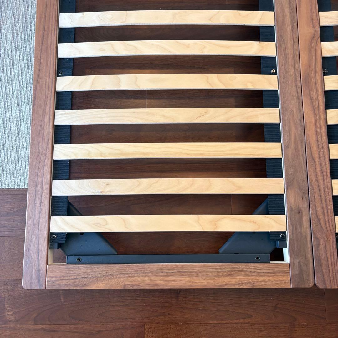 無印良品 ベッドフレーム スモール ウォルナット1