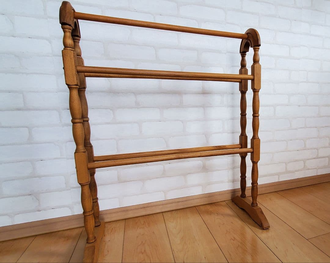 【ピート】ペニーワイズ タオルハンガー ブランケットラック