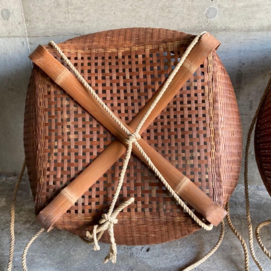 古い大きな竹籠 かご バスケット 大型 竹細工 鉄金具 2点 古道具 レトロ