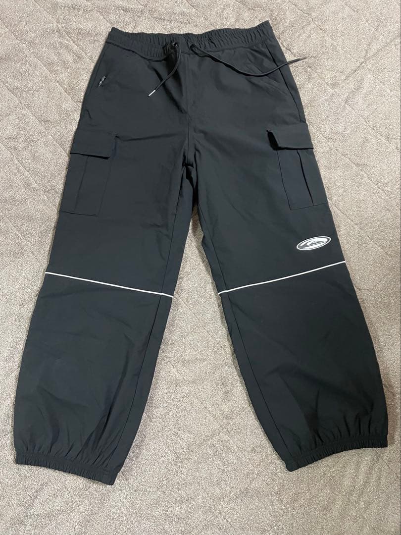 1回使用　クイックシルバー　スノーボードウェア　上下セット　サイズM ブラック