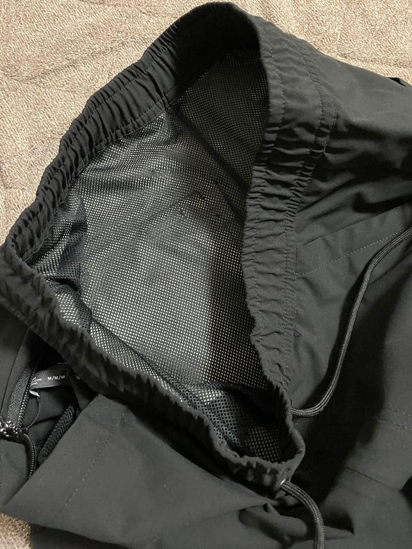 1回使用　クイックシルバー　スノーボードウェア　上下セット　サイズM ブラック