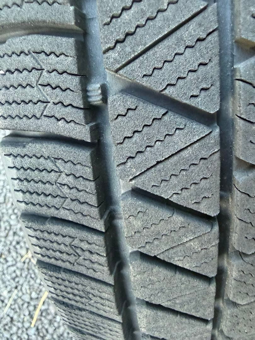 ともきちBRIDGESTONEVRX3215/65R15４本スタッドレス①