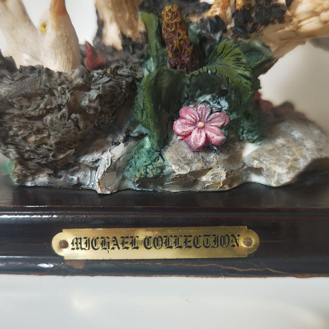 Bald Eagles フィギュリン 親子 ヒナ