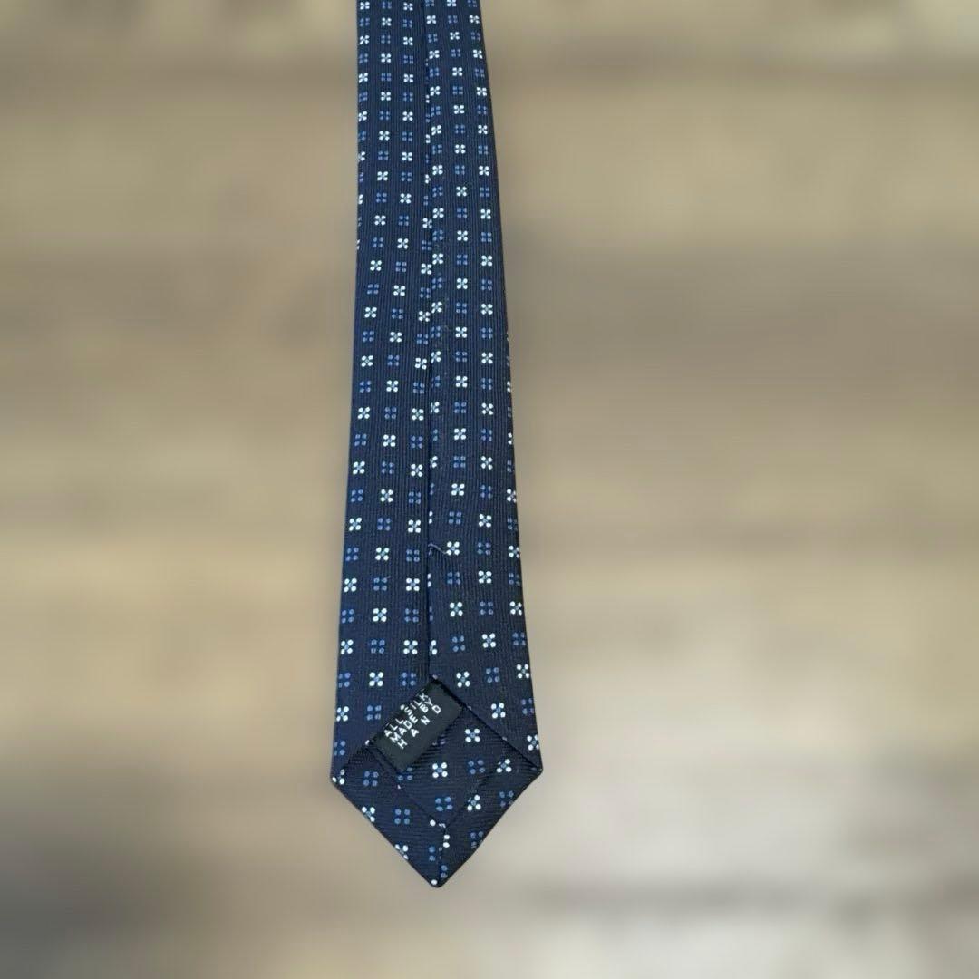 【極美品】マリネッラ　ネイビー小紋タイ