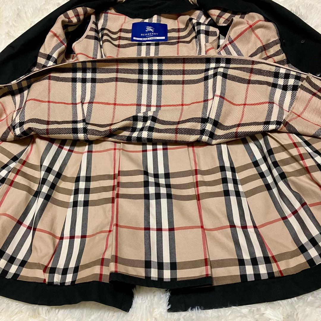 Burberry ブラック トレンチコート