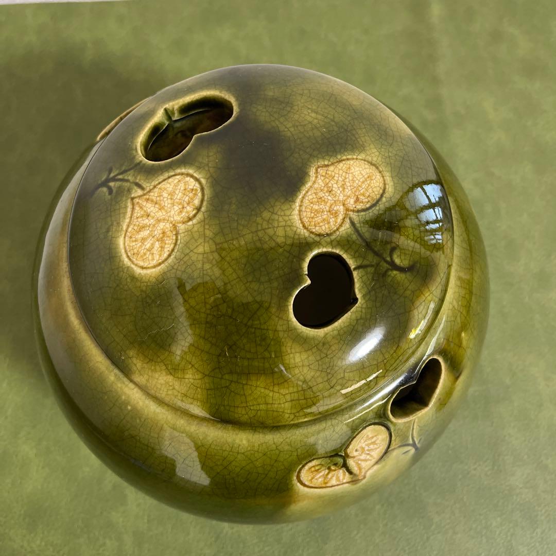 火鉢 織部　蓋付き　香炉　蚊取り線香入れ 花器 炭 灰 陶器 透かし インテリア