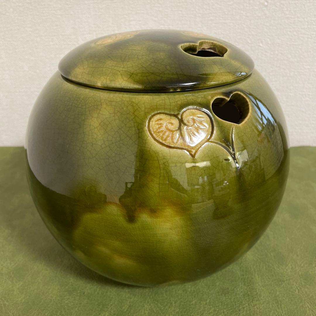 火鉢 織部　蓋付き　香炉　蚊取り線香入れ 花器 炭 灰 陶器 透かし インテリア