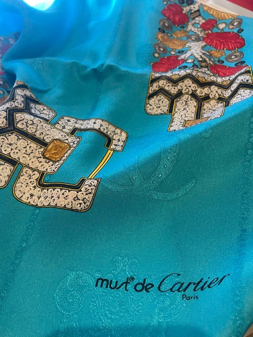 【新品未使用】Cartier 花柄シルクスカーフ ブルー