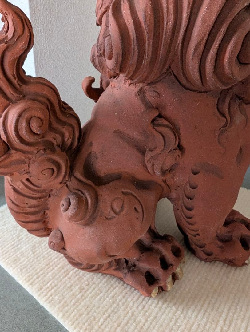 ◆手捻りシーサー　33cm　名波均 作 ❈魔除け、守り神、置物