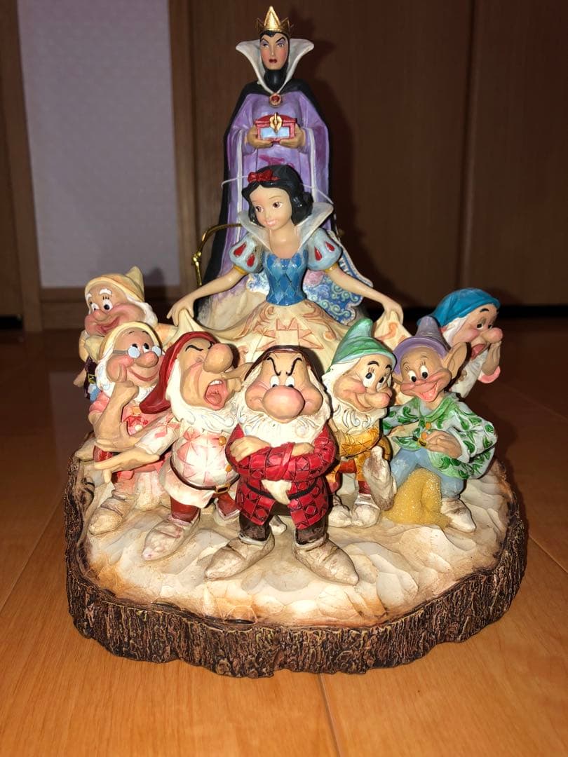 白雪姫と七人の小人 フィギュア　置物　2月15日以降ご購入下さい