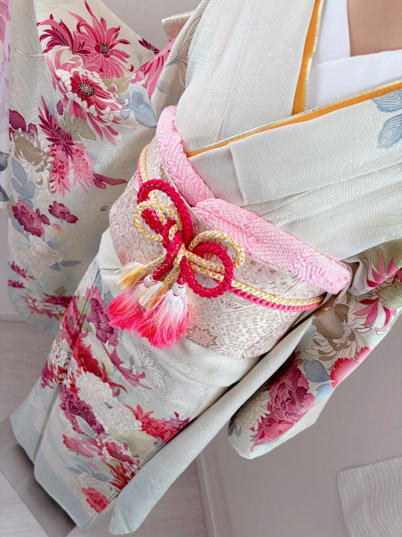 商品状態欄必須確認！新品　正絹振袖フルセット　牡丹•菊調　淡い青色 花柄