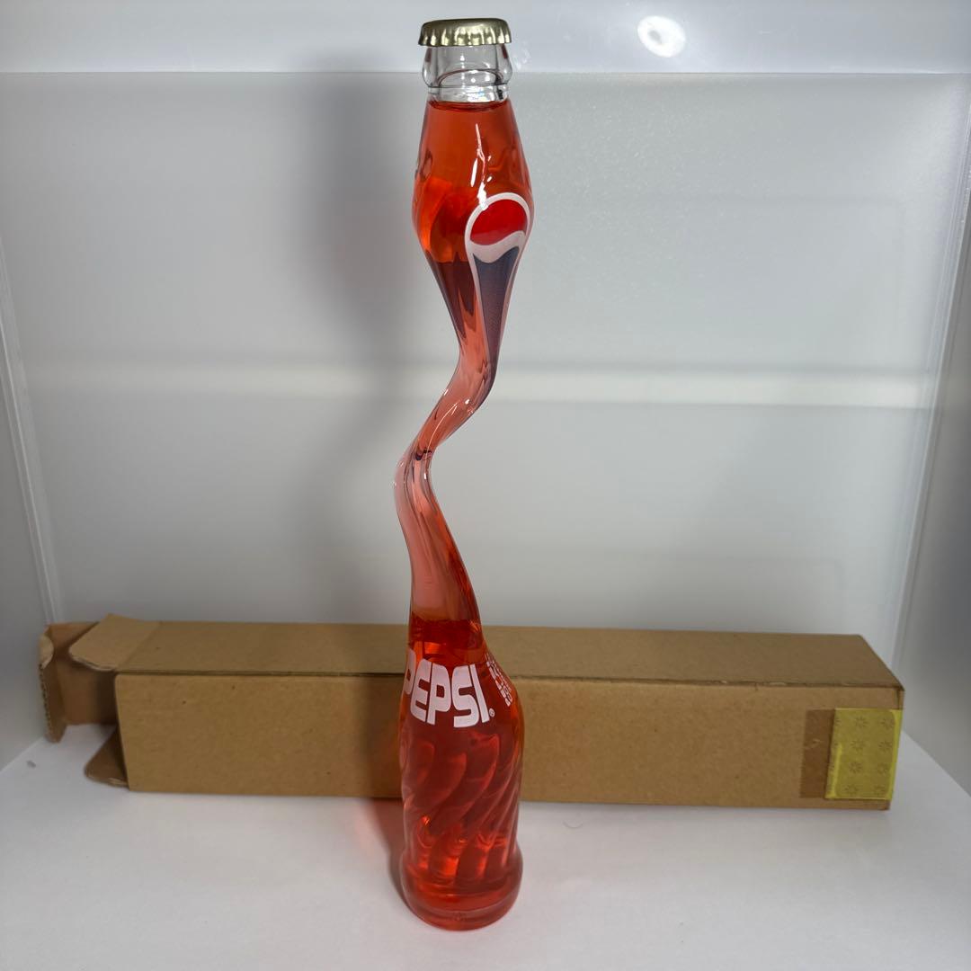 ペプシコーラ　変形瓶