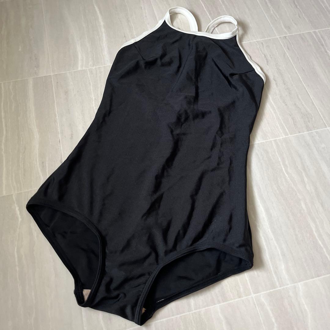 XOサイズアリーナ　arena 水着　ARN-175W 中古美品