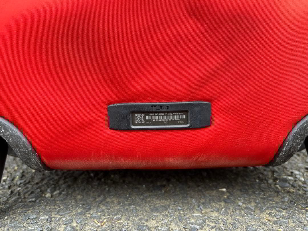 TUMI トゥミ 4輪ソフトキャリー 機内持込サイズ