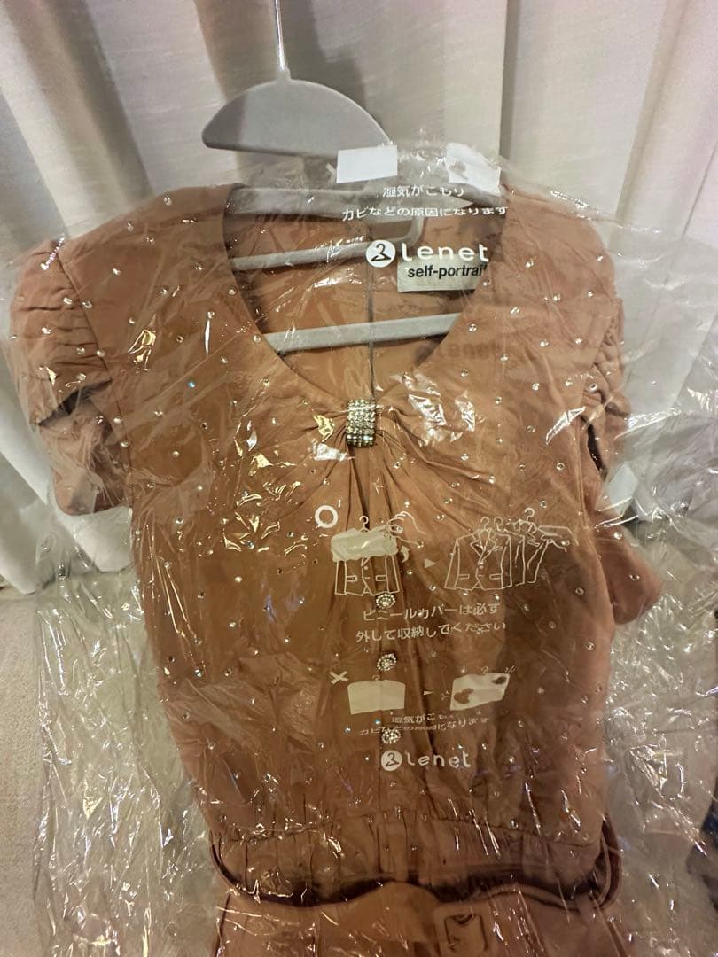 美品✨Self-portrait ビジュ　ワンピース　パフ