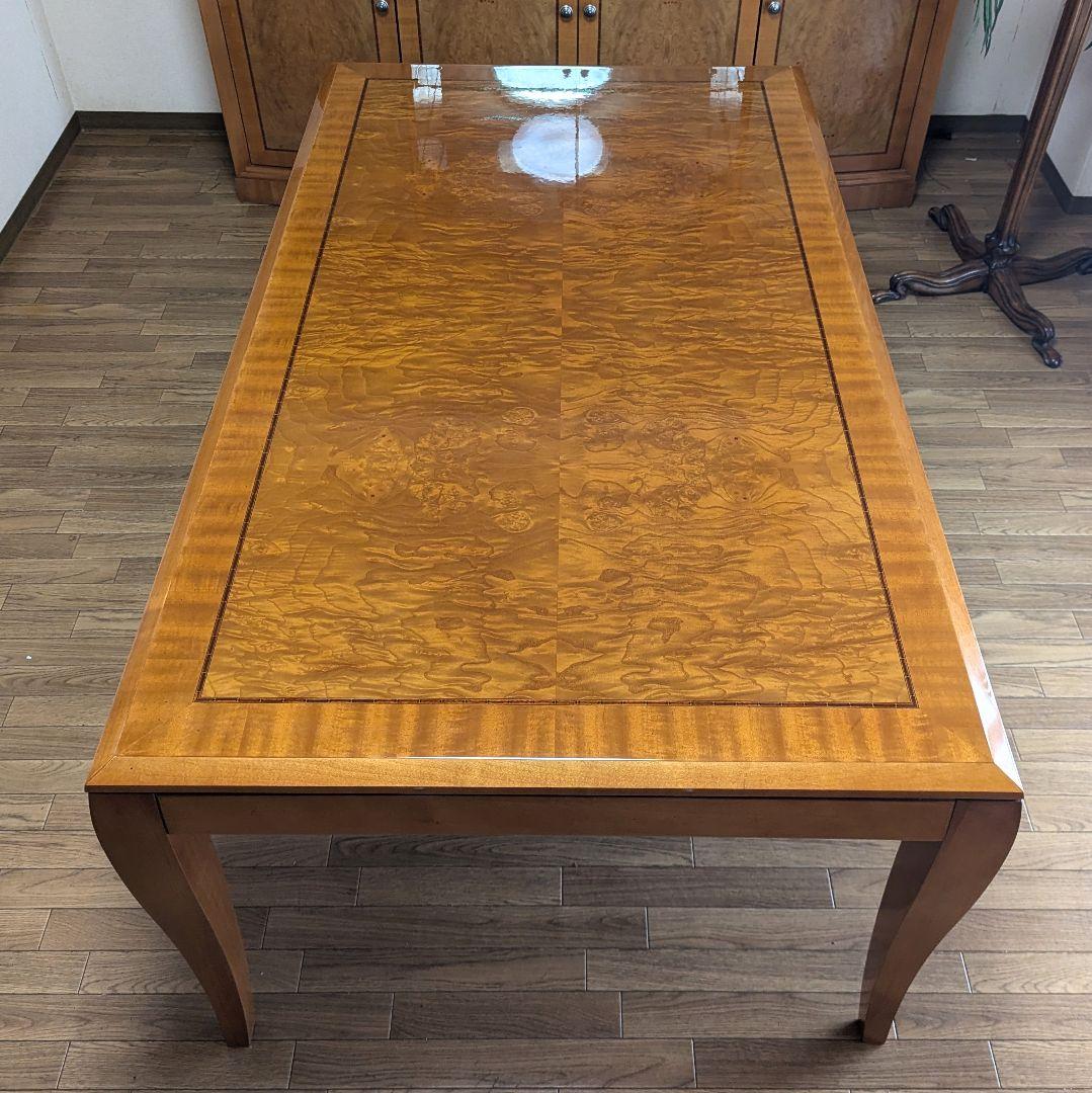 おーちゃん様　カリモク　ドマー二　オーブ　ダイニングテーブル