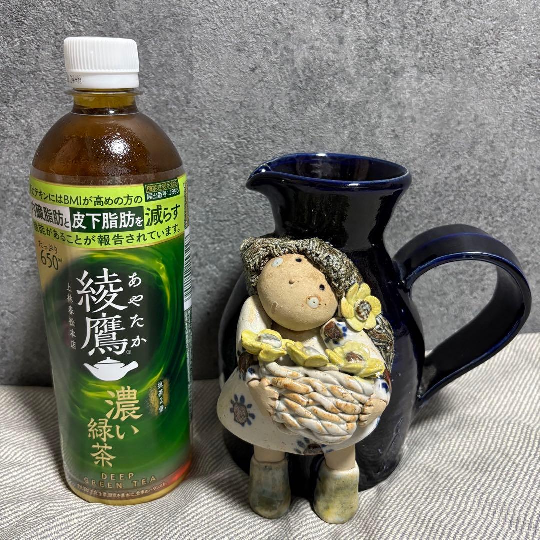 新品　可愛い立体人形花入・花瓶「瀬戸焼・寺島タエコ」①