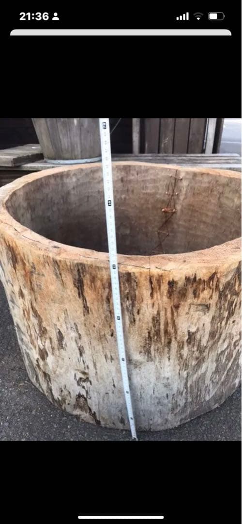 丸太の池、丸太、切り抜き丸太、金魚の池、丸太のプランター