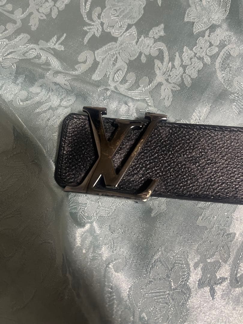 ルイヴィトン　ブラック　レザーベルト　メンズ