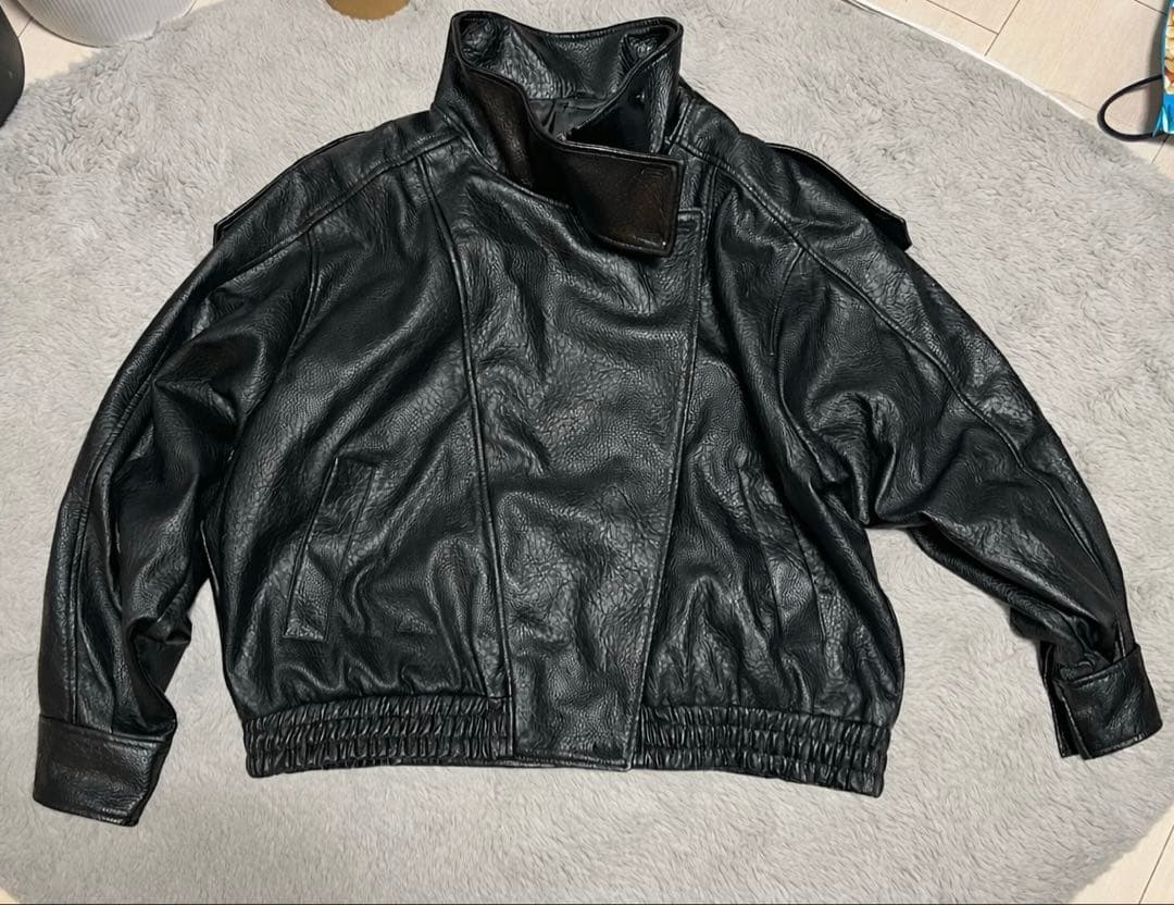 未使用　即完品　ZARA フェイクレザージャケット　XL
