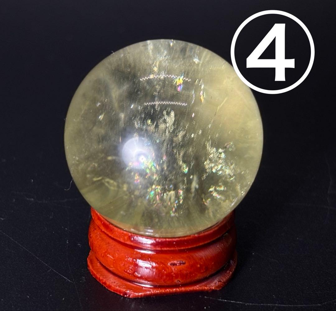 天然石　金運　アイリスシトリンスフィア　台座付き　透明、大量虹入り