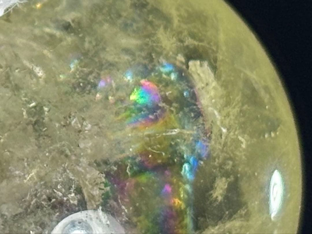 天然石　金運　アイリスシトリンスフィア　台座付き　透明、大量虹入り