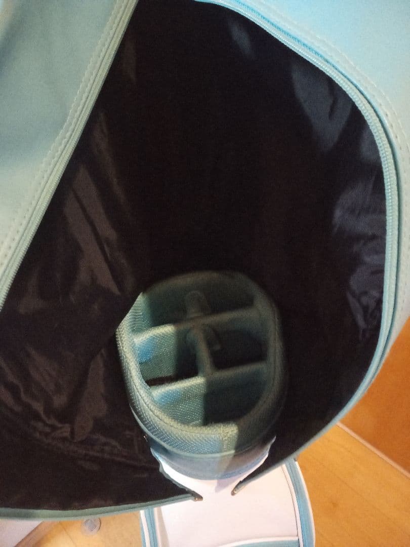 ゴルフバッグ　レディース　ミッキー　廃盤品　希少品です