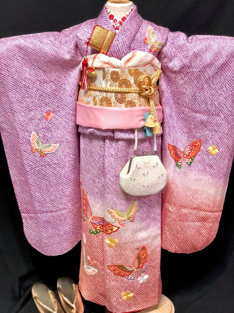 Amy　【総絞り】七五三　7歳　刺繍　着物　四つ身　全通　袋帯　セット