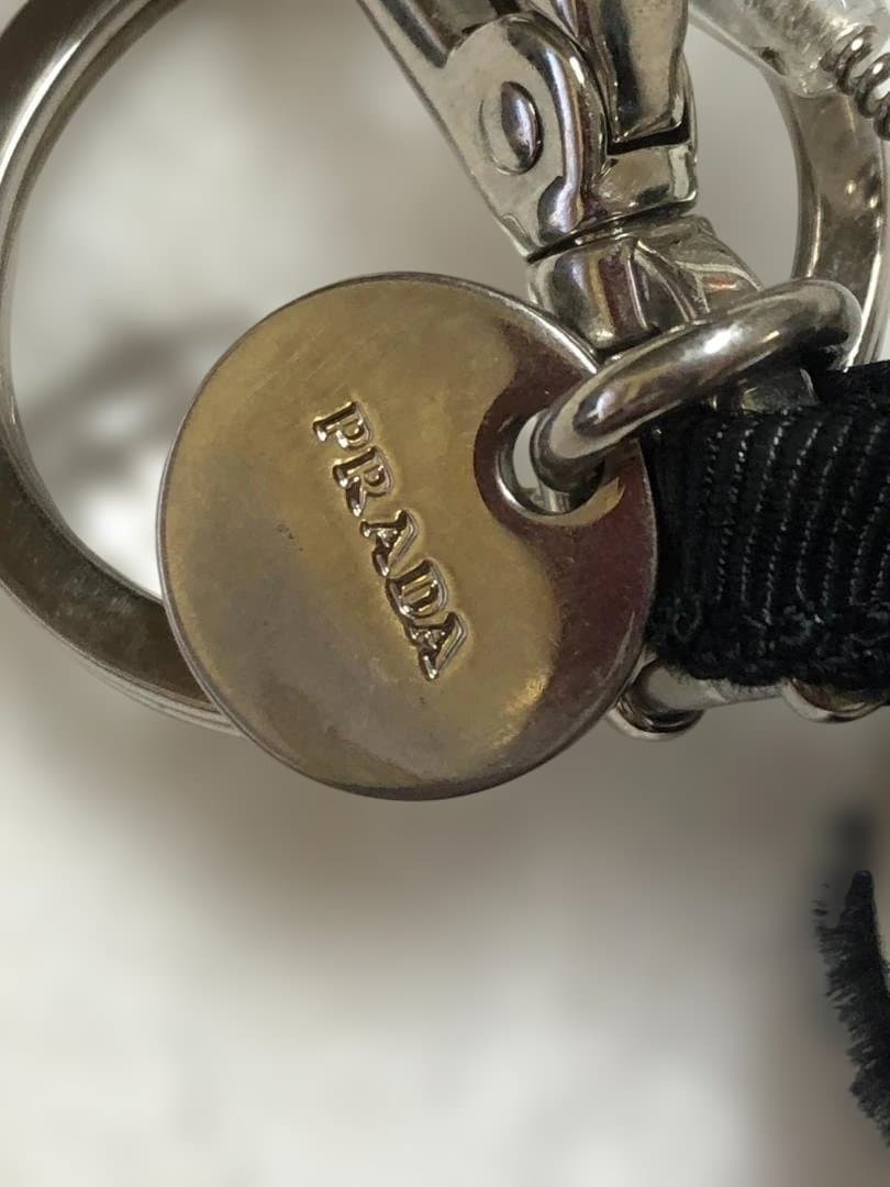 PRADA プラダ ロボット キーホルダー バッグチャーム 大型キーリング付