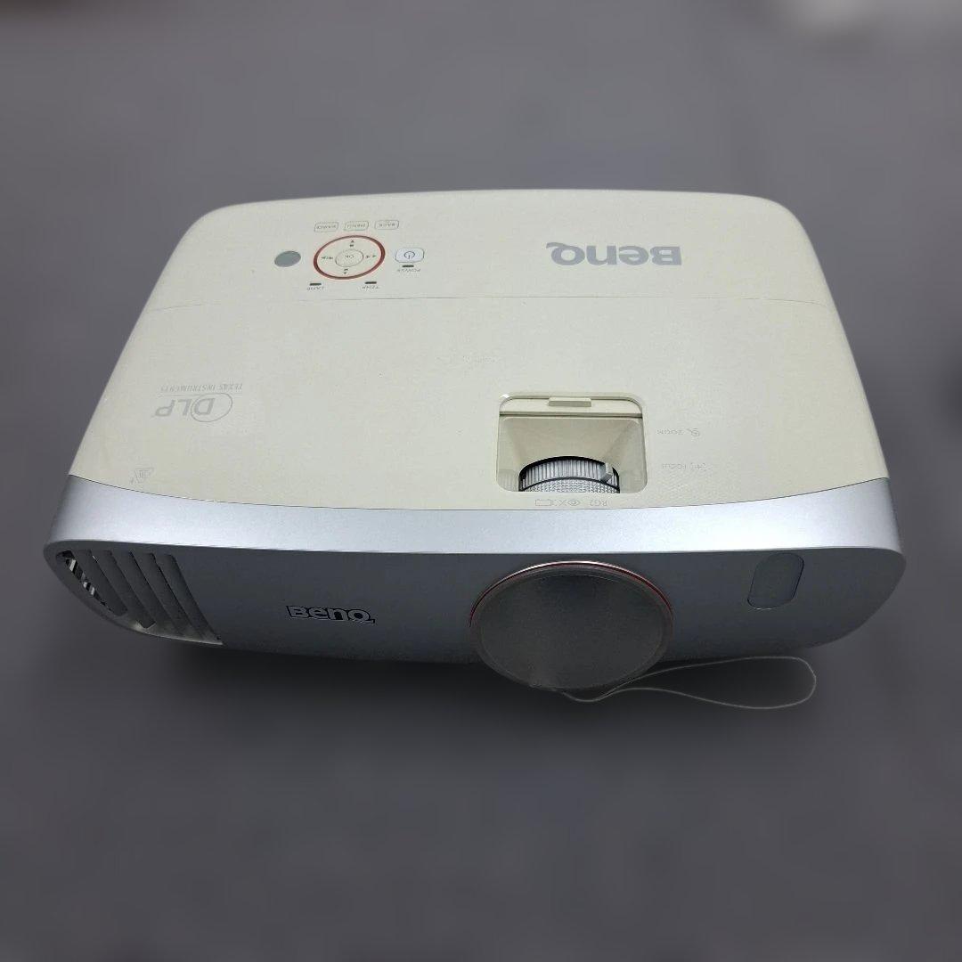 短終点タイプ BenQ プロジェクター本体 DLP技術