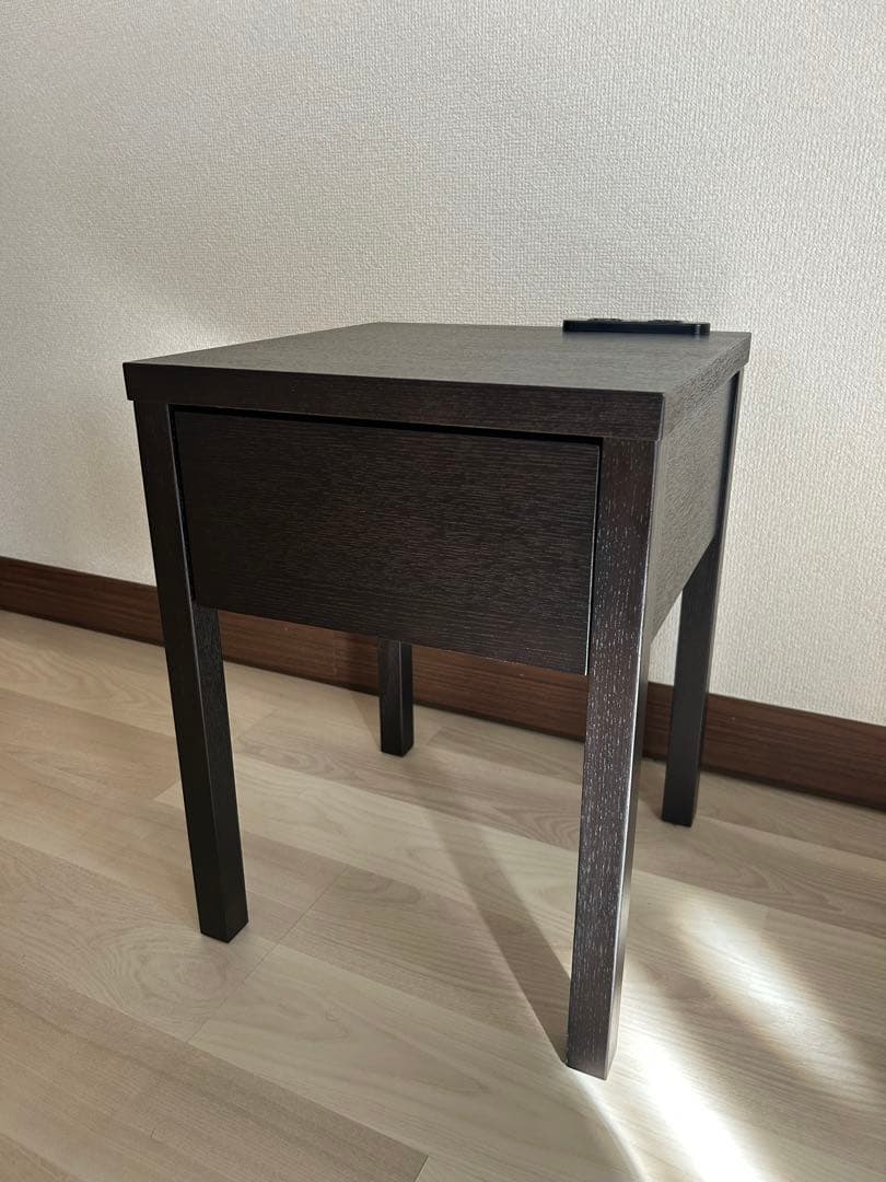 アマンド ナイトテーブル ベッドサイドテーブル 関家具 タモ材 ブラウン 高品質