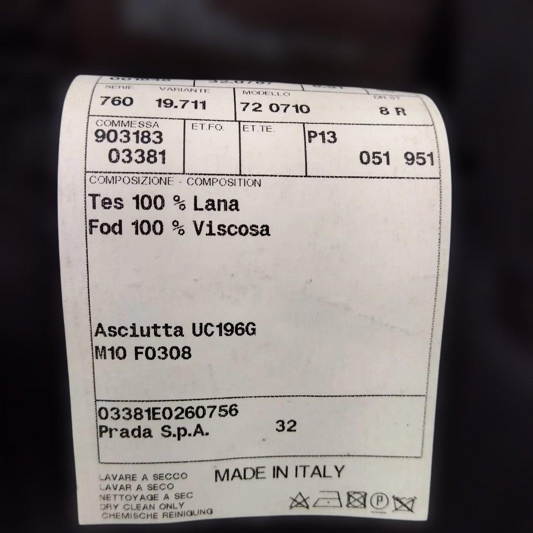 美品　PRADA　最高級ウール　 チェスターコート　ヴィトンのコートカバー付き