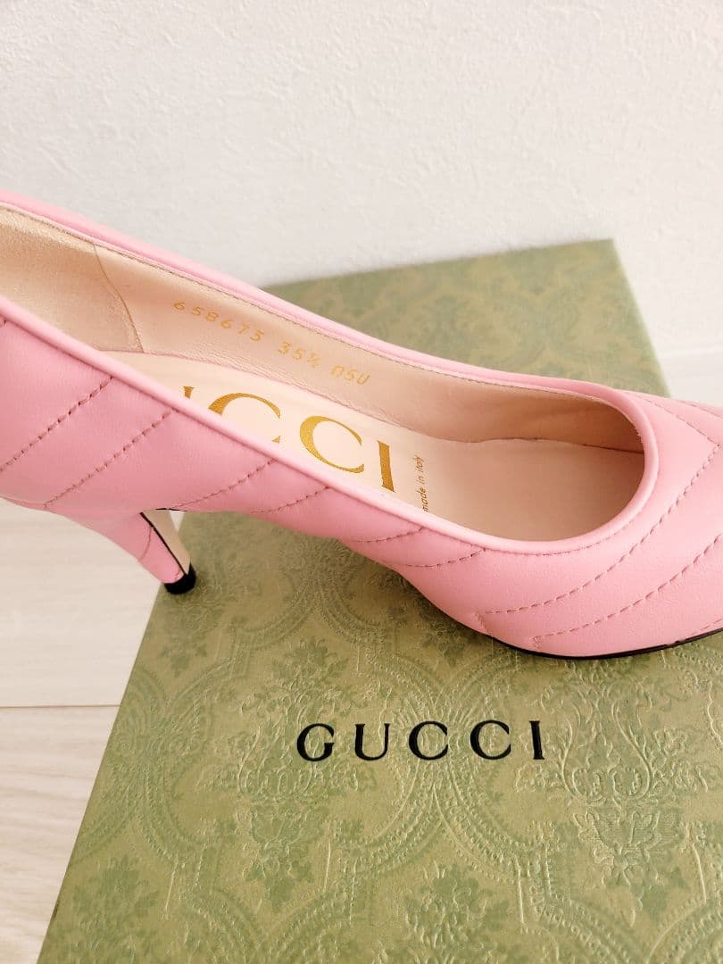GUCCI ピンク パンプス