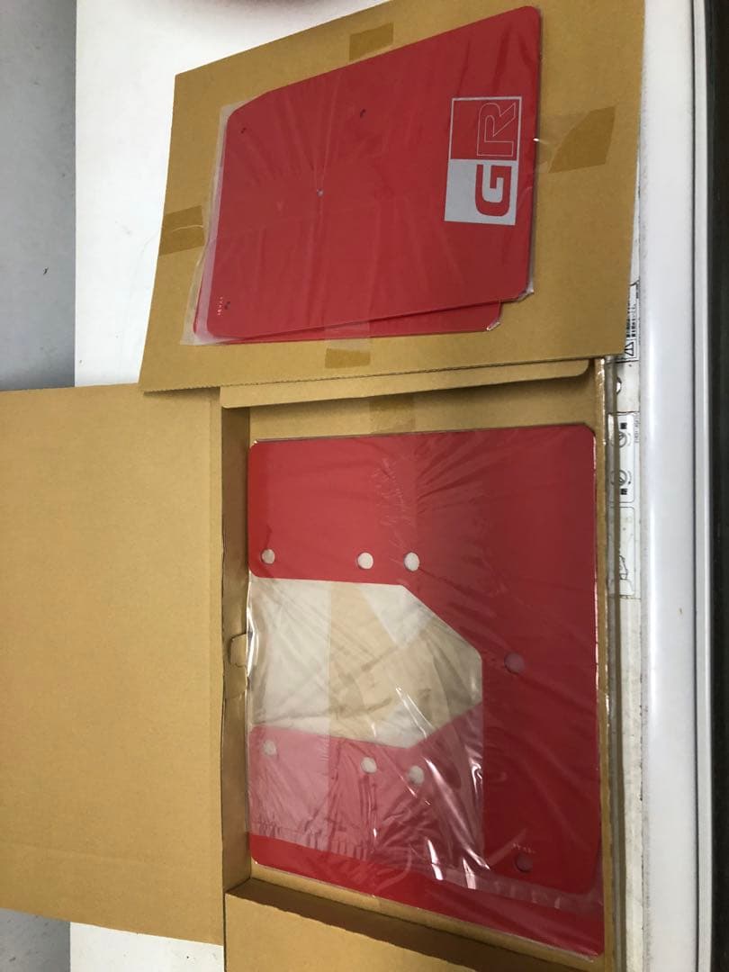 ハイエース　マッドフラップ　GR