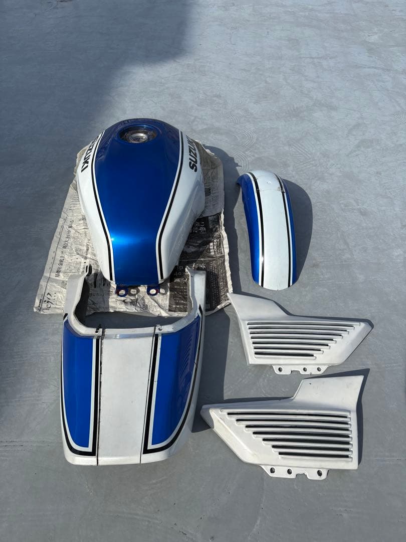 インパルス400 外装セット クーリーカラー おまけでタンデムバー付けます