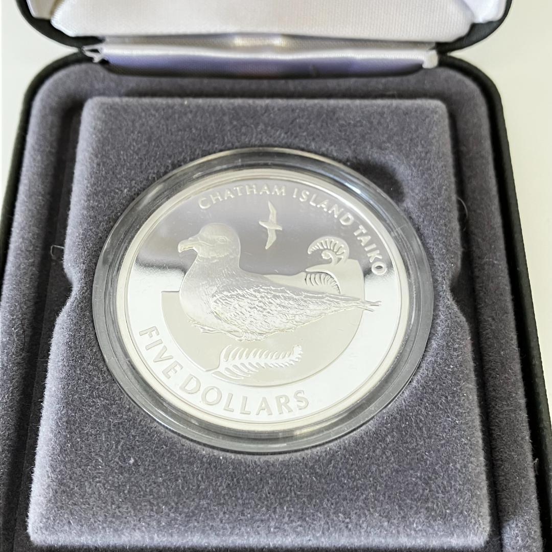 チャタムアイランドタイコ 5ドル銀貨　2004年発行 ニュージーランド