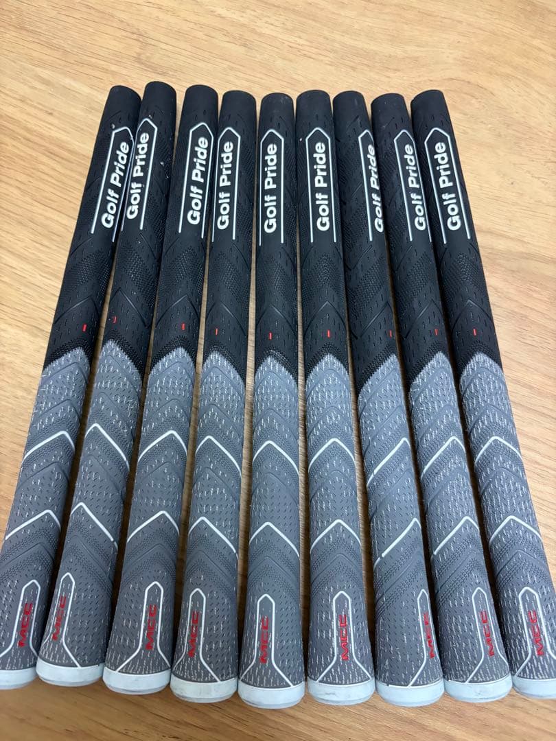 ゴルフプライドグリップ MCC ALIGN MAX PLUS4 9本　中古