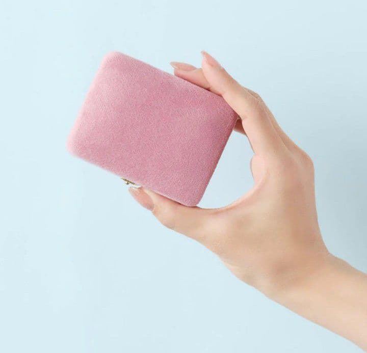 新品未使用箱付き★マグノリアホワイト石井美保　ジュエリーケース　ピンク　小サイズ