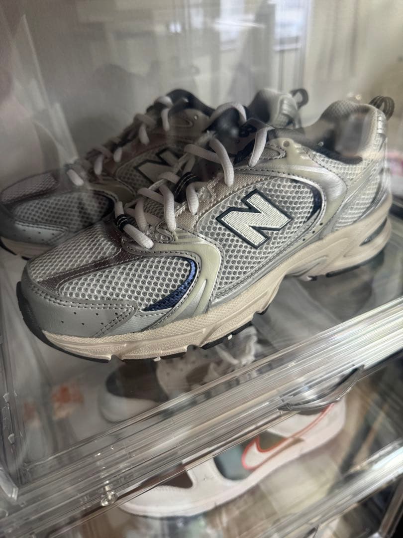 New Balance スニーカー　23.5cm