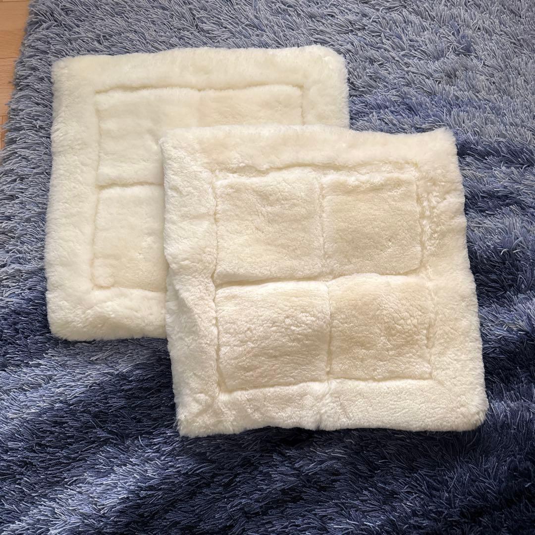 ムートンシートクッション2枚