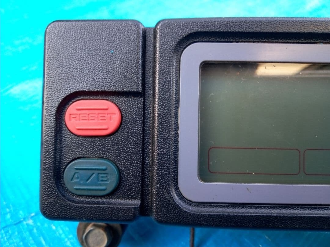 YAMAHA　TT250R デジタルスピードメーター km/h 表示