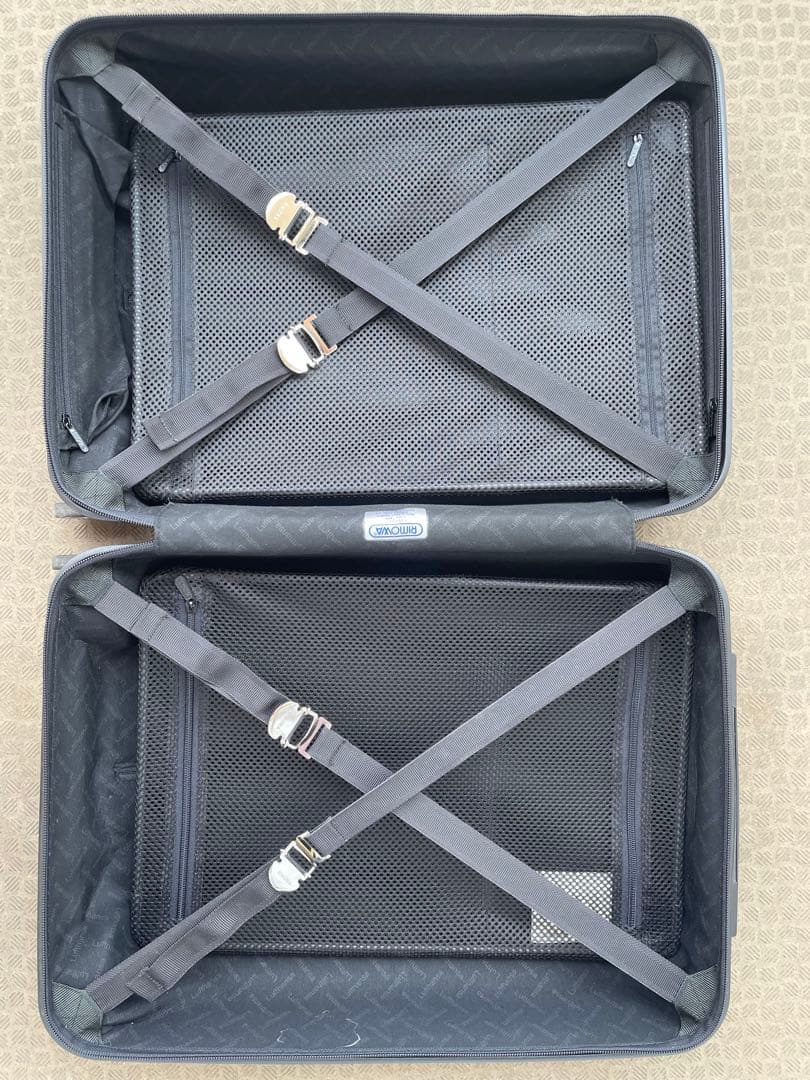 リモワスーツケース　ルフトハンザ航空コラボ　限定品　機内持ち込み可　ブラック　黒