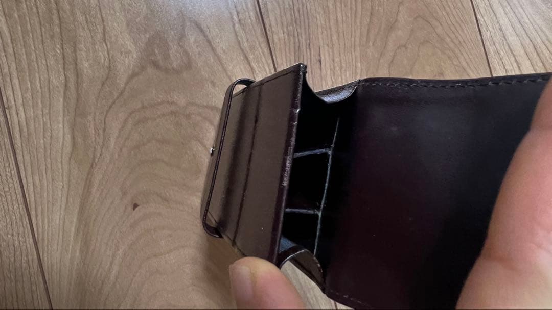 中古品　モンブラン ボルドー色　レザー 本革　ペンケース ３本用　３本差し