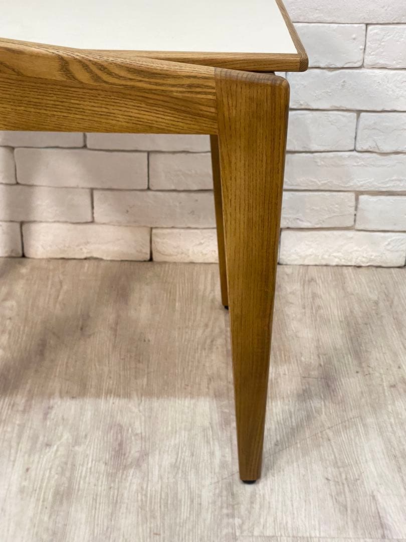 【mm】サイドテーブル　ナイト　小物棚　北欧　机　寝室　アメリカ