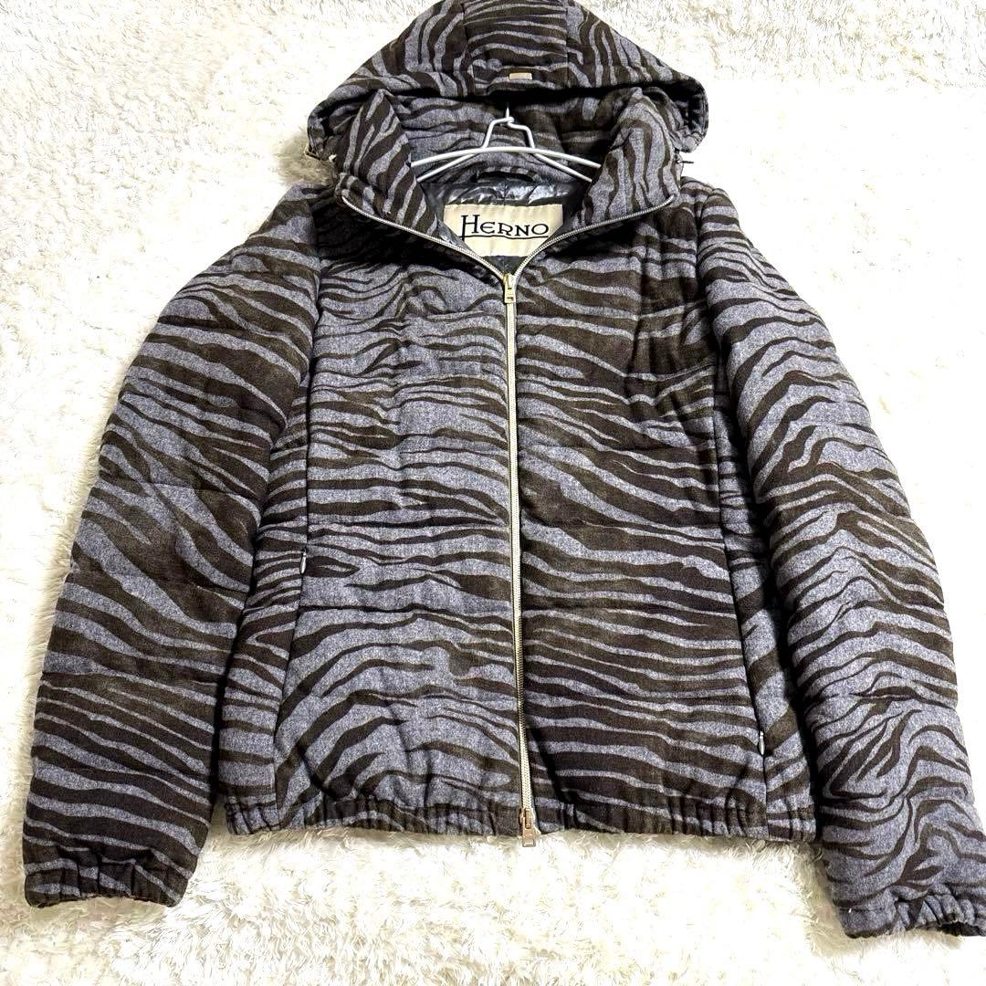 ルミラヘルノ 特殊中綿 キルティングジャケット フード着脱 毛 総柄 M