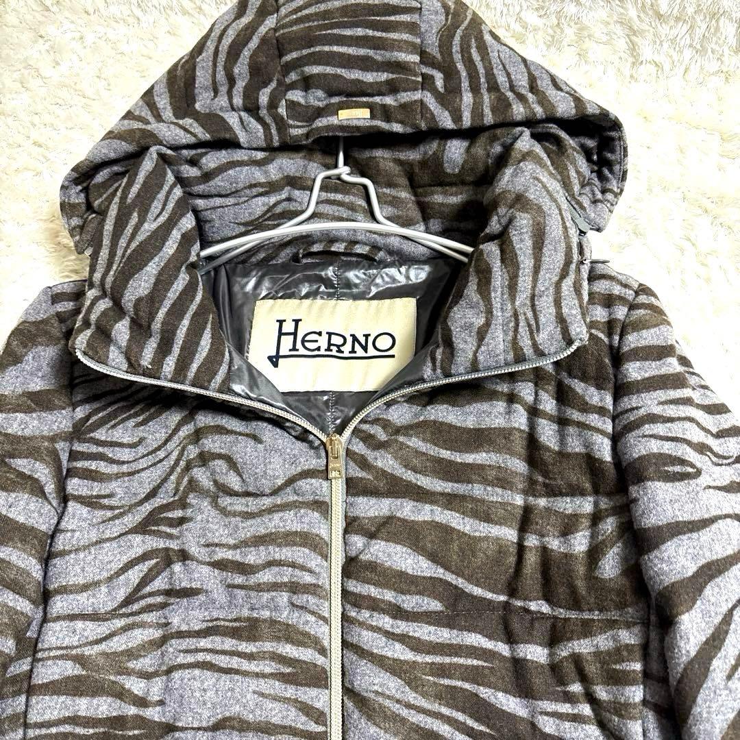 ルミラヘルノ 特殊中綿 キルティングジャケット フード着脱 毛 総柄 M