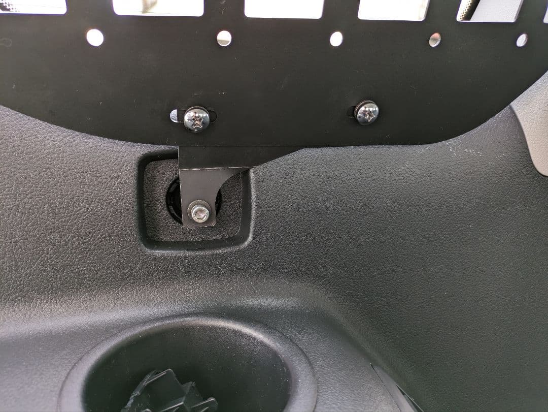 広斗　プラドメッシュパネル1.6ミリ無塗装品　左右