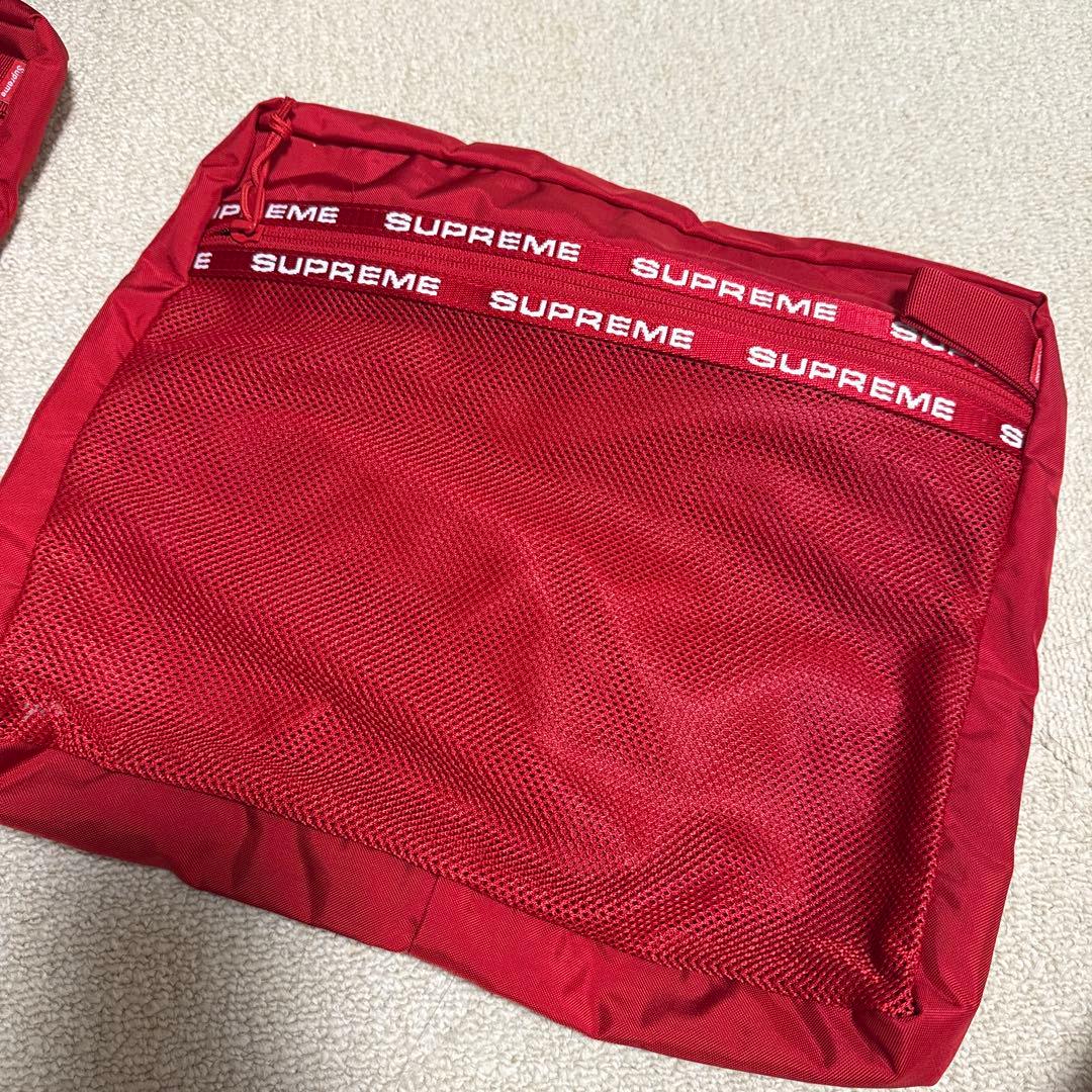 SUPREME トラベルポーチ レッド