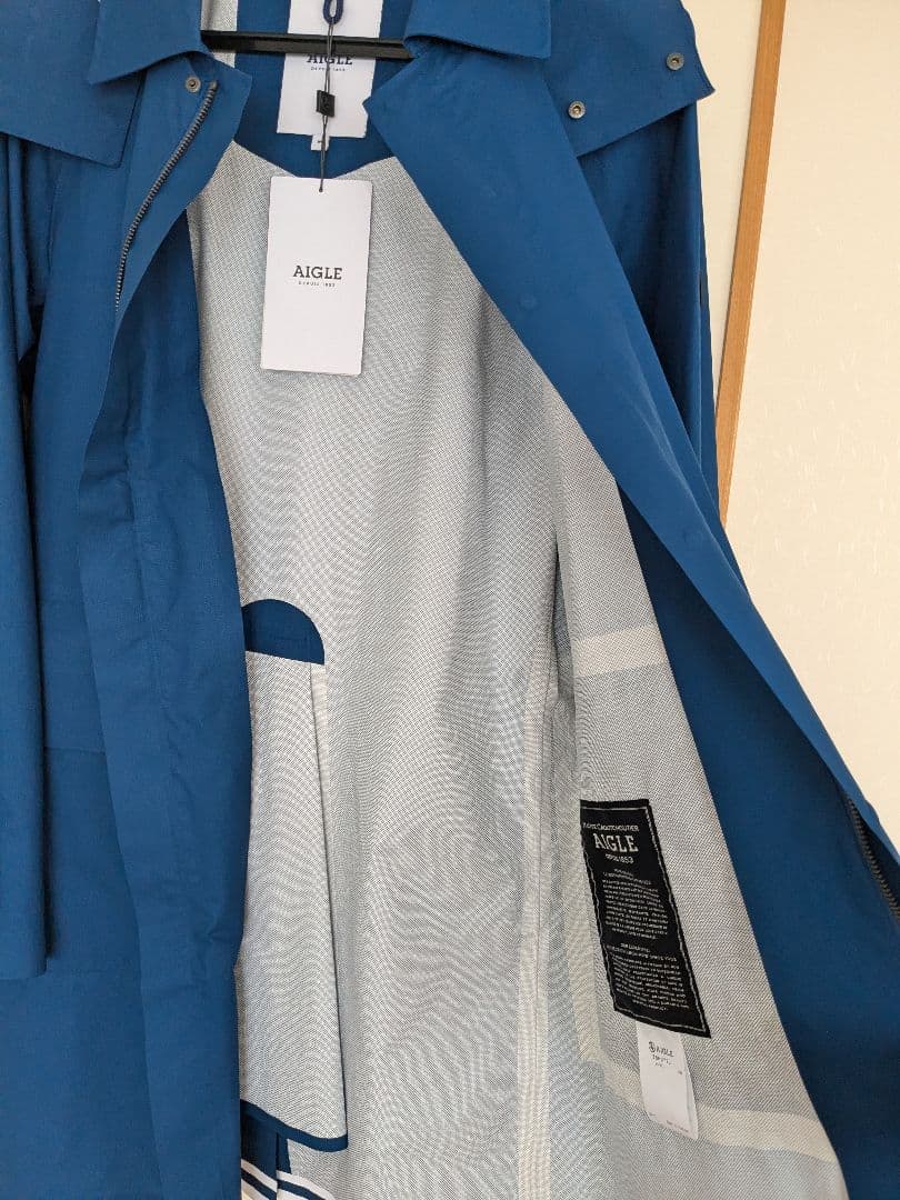 新品　AIGLE　レインコート　Mサイズ