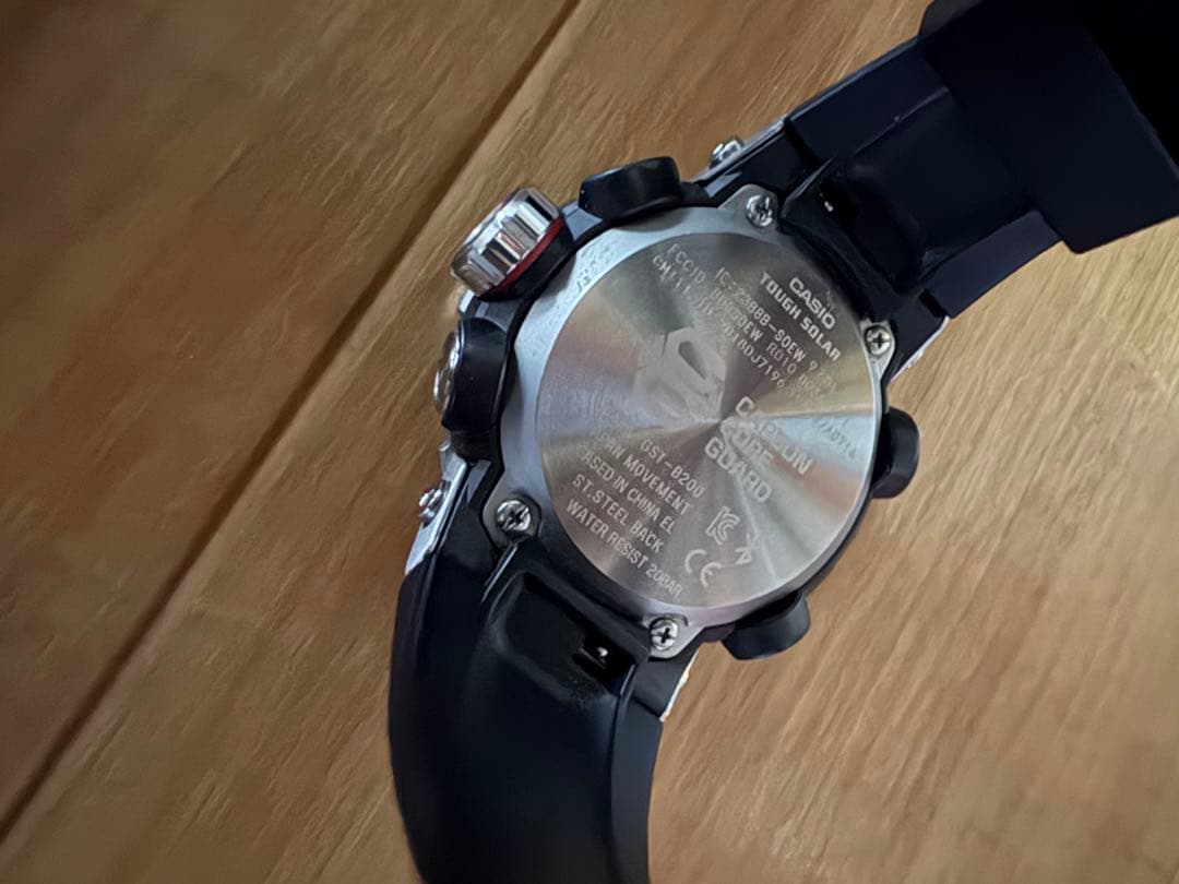 時計 G-SHOCK GST-B200